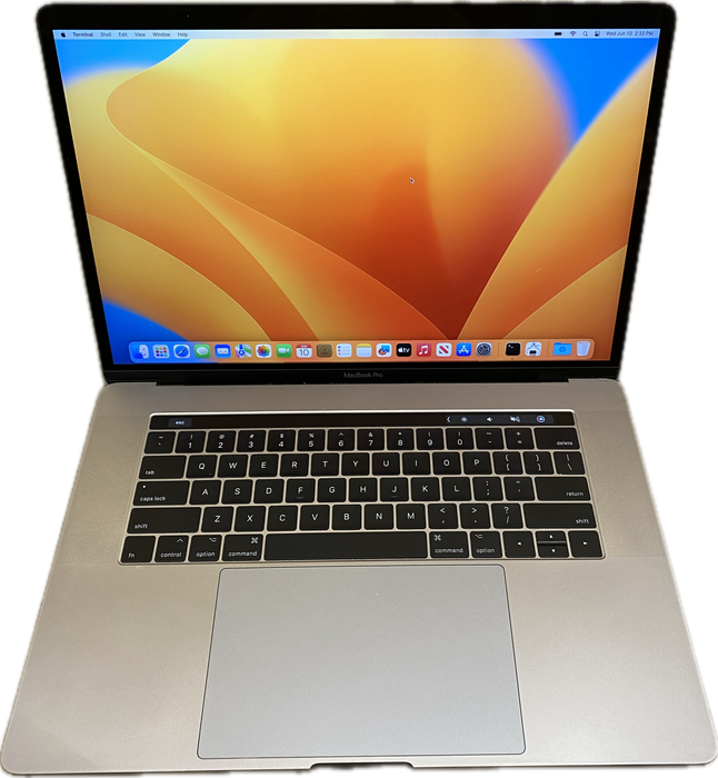 Apple MacBook Pro 15" 2017 i7-7700HQ Radeon Pro 555 GPU 16GB RAM 512GB SSD READ!