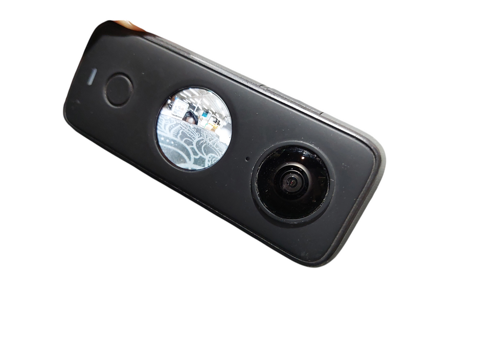 Insta 360 Camera ONE X2 with 64GB SD Card