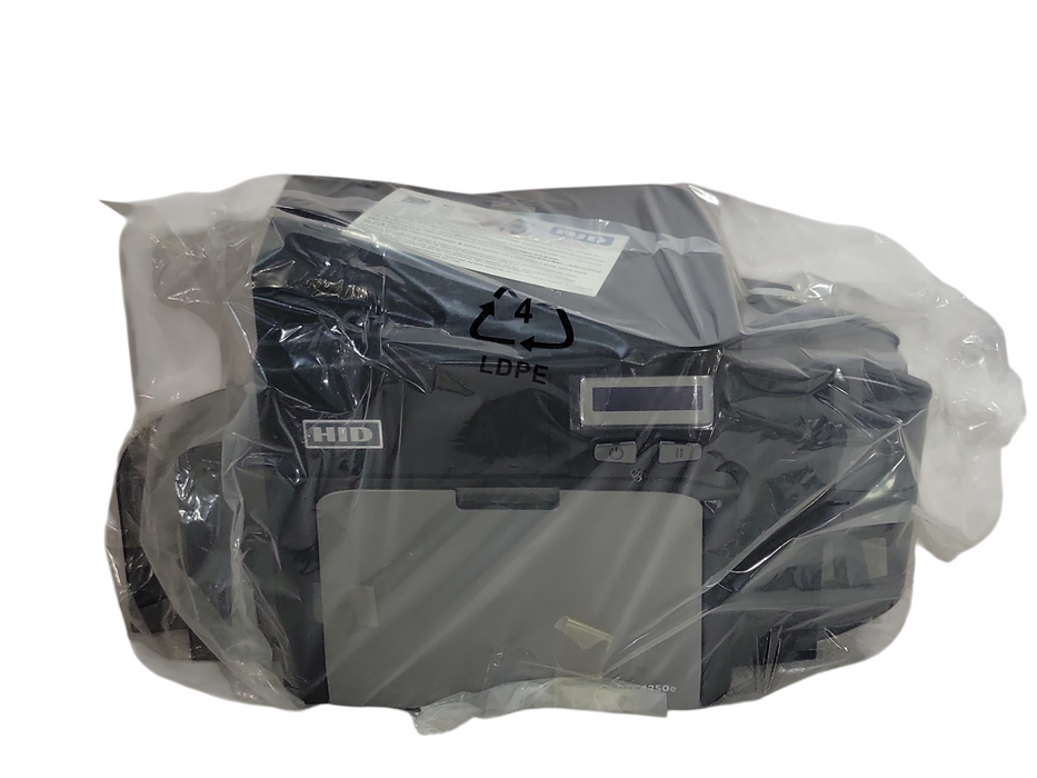 Open-Box Fargo color ID card printer DTC4250e