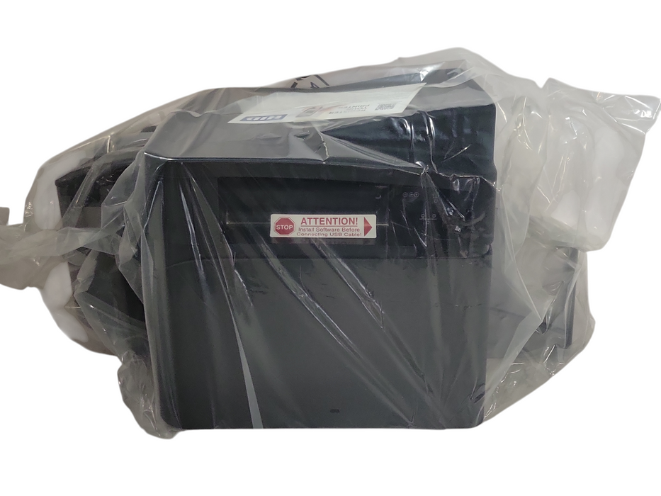 Open-Box Fargo color ID card printer DTC4250e