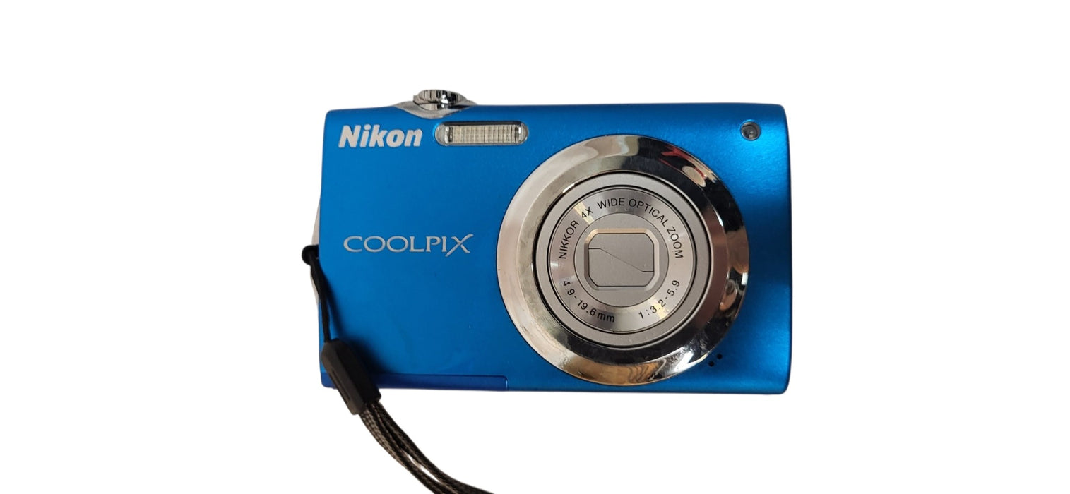 Nikon Coolpix S3000 Digital Camera 12.0MP | READ