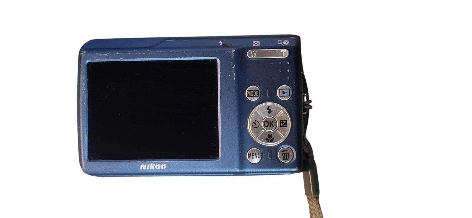 Nikon COOLPIX S210 8.0MP Digital Camera