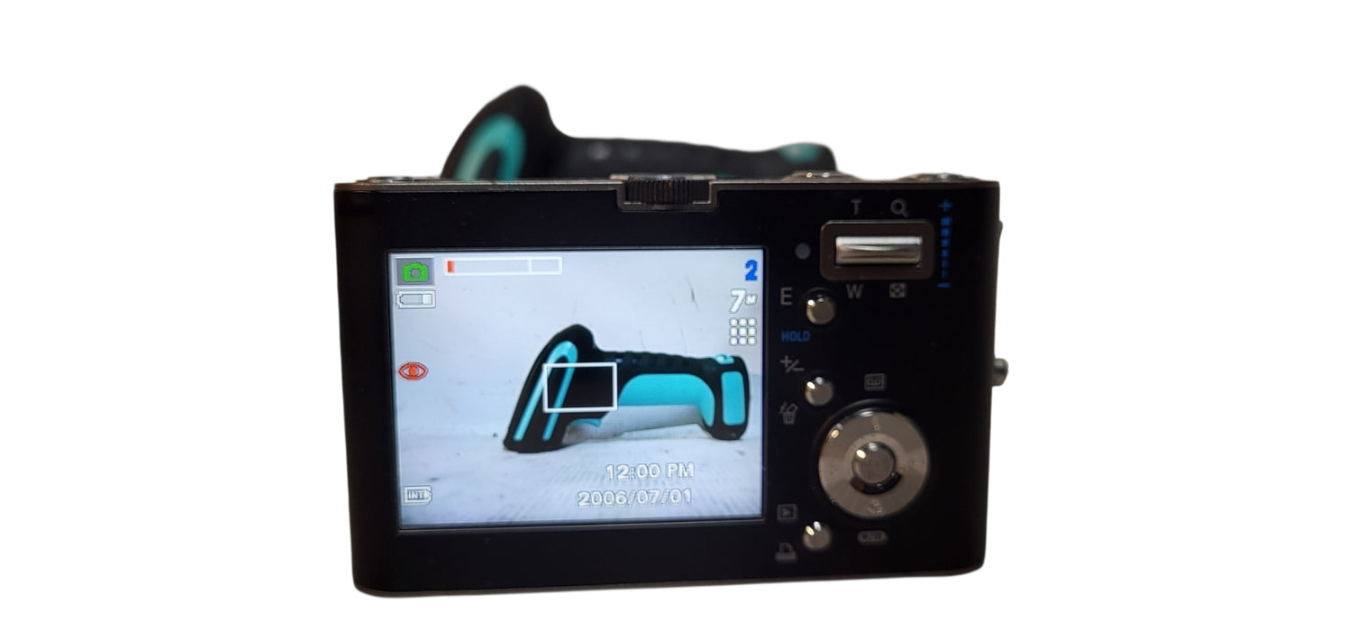 Samsung NV3 7.2mp Digital Camera