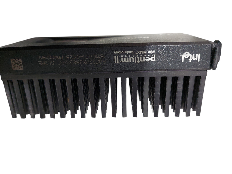 Bundle of Pentiums 2's & 3's 450/512/100/2.0V S1 SL35D & SL3F7 13 of them Total