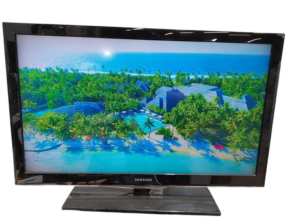 Samsung 40" LCD Tv Model: LN40C540  may 2010 model