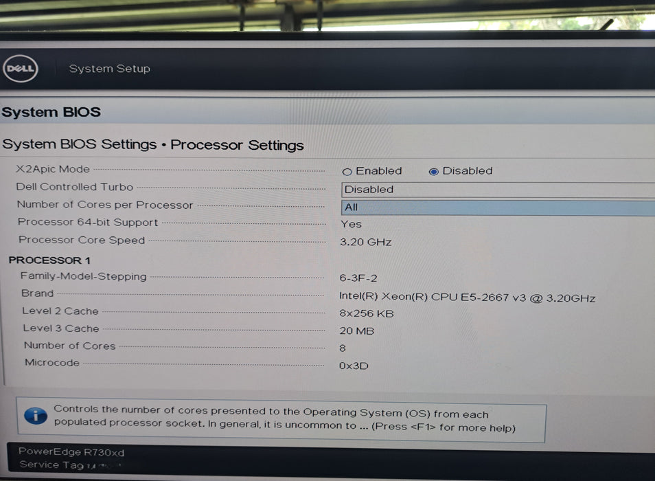 Dell PowerEdge R730xd 24x 2.5" | 1x Xeon E5-2667 v3, 32GB DDR4, H730P | 2x 750W