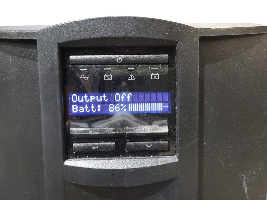 APC Smart-UPS 2200 SMT2200 2200VA Tower 10-Outlet UPS