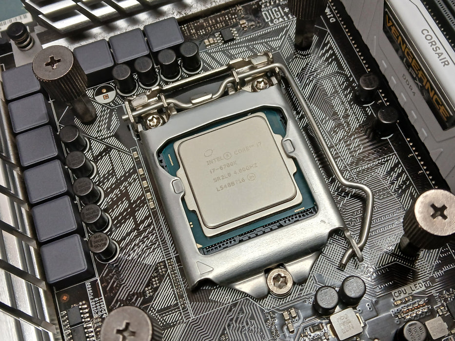 ASUS Z170-A Motherboard w/ Intel i7-6700K 8GB RAM Corsair H100v2 AIO No HDD/PSU