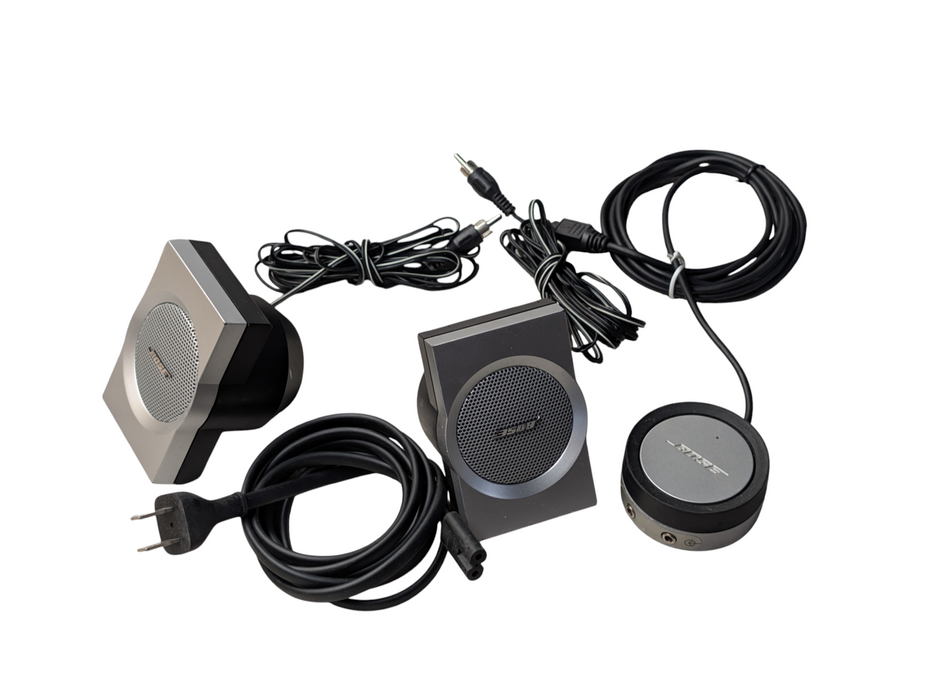 Bose Companion 3 Series Multimedia Speaker System 2.1 Channel Premium Audio
