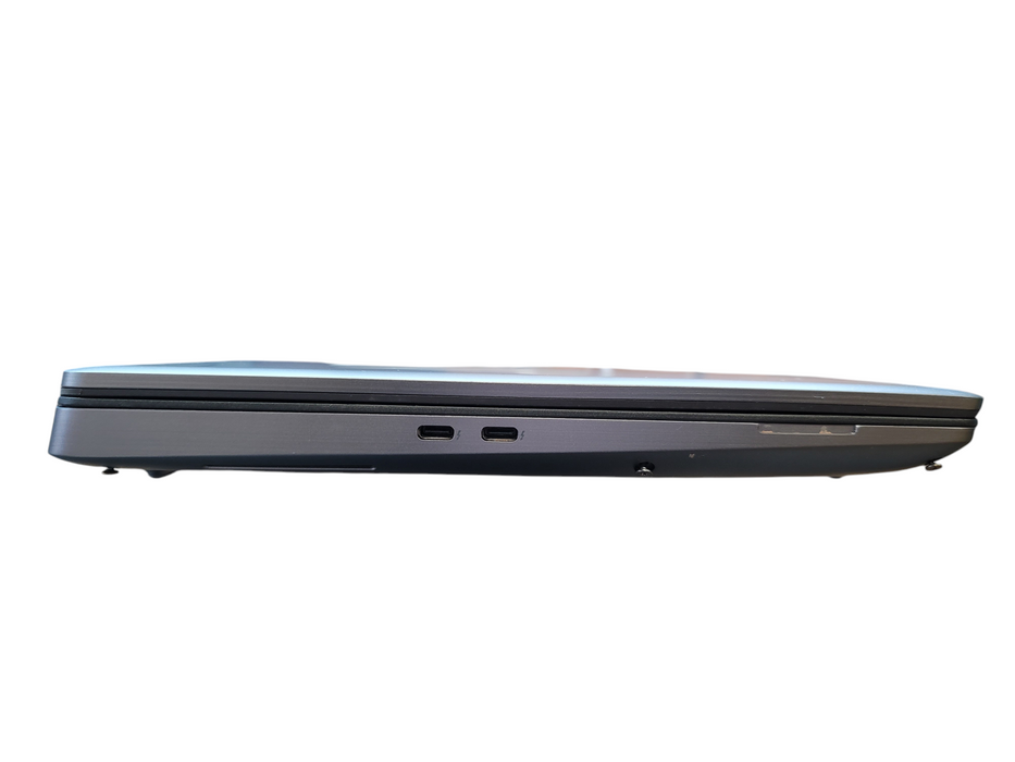 Dell Precision 7560 15" i7-11850H 16GB DDR4 4GB NVIDIA 1200 256GB NVMe READ