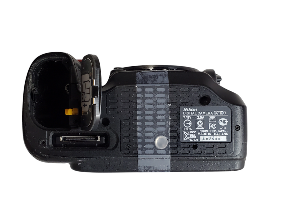 Nikon D7100 24.1MP Digital SLR Camera - Body Only *READ*
