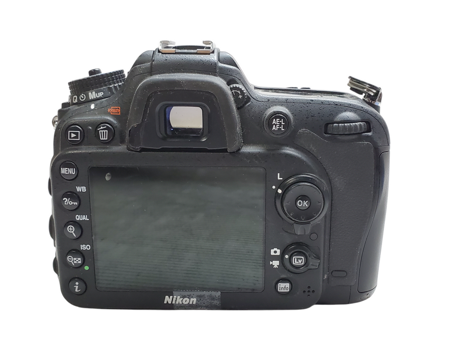 Nikon D7100 24.1MP Digital SLR Camera - Body Only *READ*