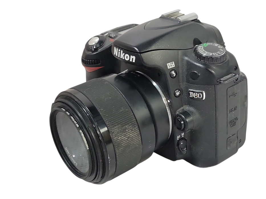 Nikon D80 Digital SLR Camera w/ 0.45m/1.48ft lens UNTESTED, no battery/sd card