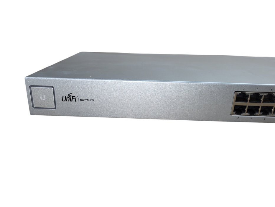 Ubiquiti UniFi US-24 – 24-Port Gigabit Managed Switch Non PoE READ