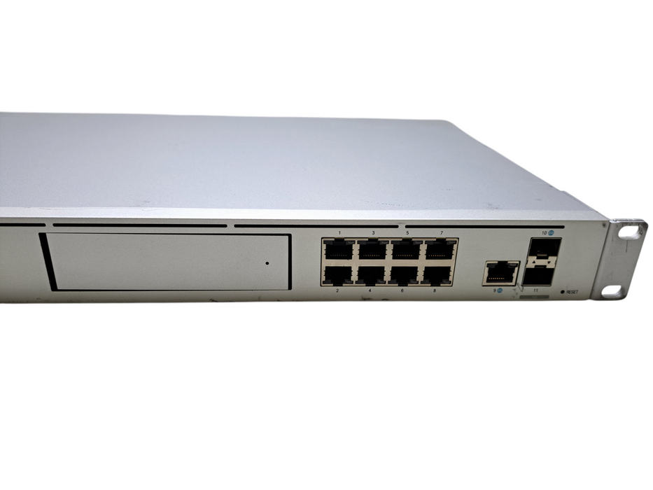 Ubiquiti UniFi Networks UDM-PRO 8-Port Dream Machine Pro Security Gateway *READ*