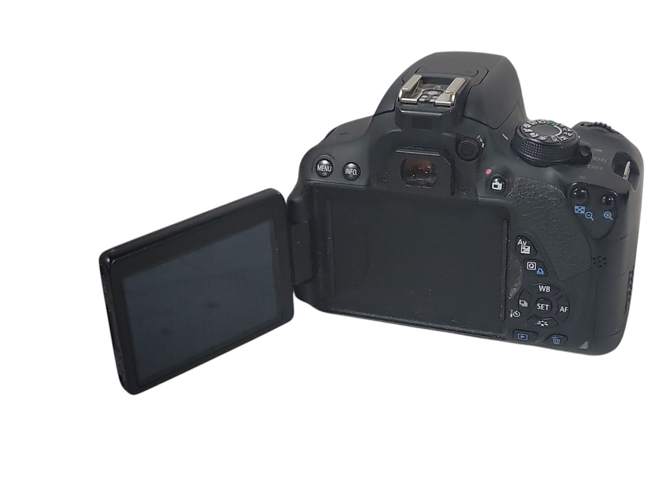 Canon EOS Rebel T5i Digital Camera w/ EFS 18-55mm image stabilizer lens, READ