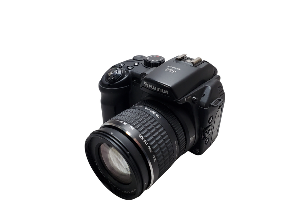 Fujifilm FinePix S9000 9.0MP 28-300mm Digital Camera
