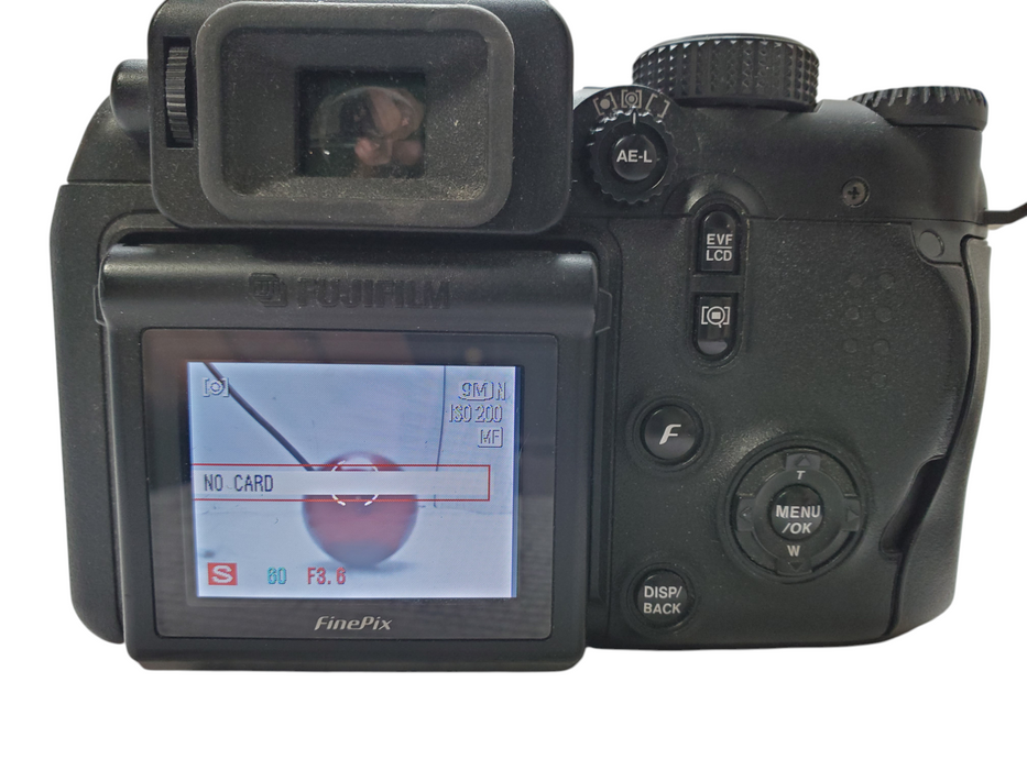 Fujifilm FinePix S9000 9.0MP 28-300mm Digital Camera