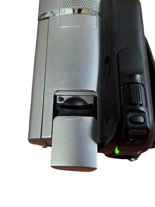 Sony HandCam DCR-SR46 Digital Camcorder w/ Battery, Adapter, & Bag
