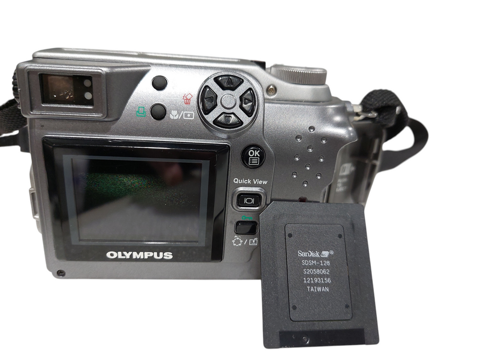 Olympus Camedia Digital Camera C-4000 Zoom