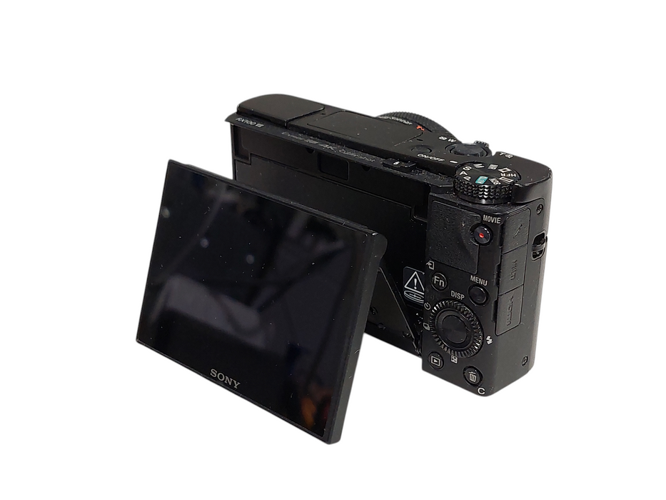 Sony Cyber-Shot Exmor RS 4K  RX100 Model: DSC-RX100M7 No battery , shutter issue