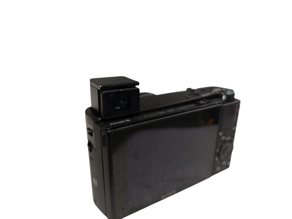 Sony Cyber-Shot Exmor RS 4K  RX100 Model: DSC-RX100M7 No battery , shutter issue