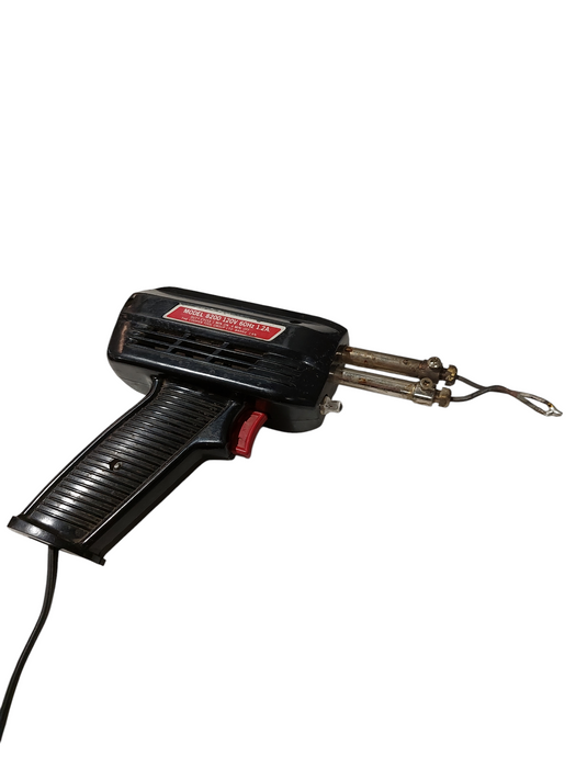 Weller Expert Soldering Tool 100/140Watts Model: 8200 120V 60Hz 1.2A Barrie Ont.