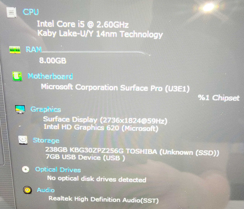 Microsoft Surface Pro Core i5 @ 2.6GHz 8GB DDR3 250GB SSD (