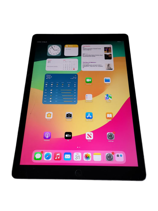 Apple iPad Pro 12.9\\" 2nd Gen 256GB (A1670) - READ Î