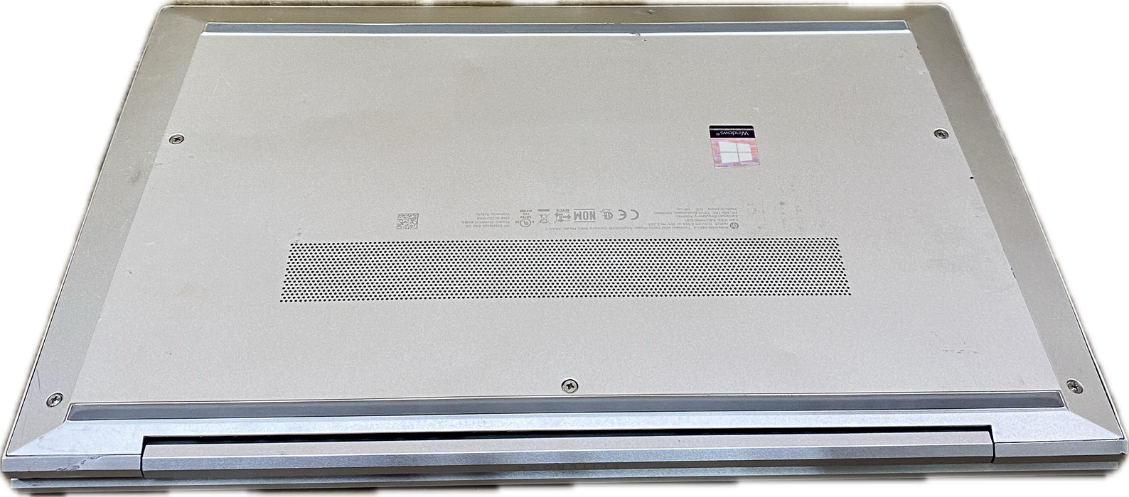 HP EliteBook 840 G8 Core i5- 1145G7 2.60GHz vPRO 16GB RAM 256GB SSD