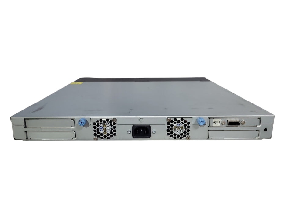 Quantum 7226-1U3 1U Storage Enclosure LTO Interface with LTO5 Drive
