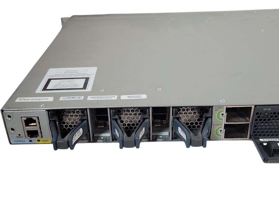 Cisco WS-C3850-48T-S 48Port Gigabit IP Base Switch w/2x PSUs (1x 350W & 1x 715W)