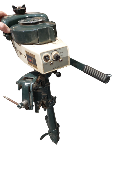Johnson Outboard 1.5 HP Boat Motor Model: 1R69C ( AS-IS )