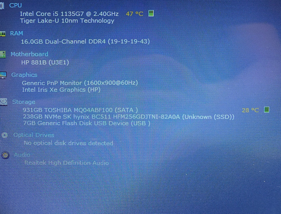 HP Laptop 17-inch (1600x900) Intel Core i5-1135G7 16GB RAM 256GB NVMe 1TB HDD