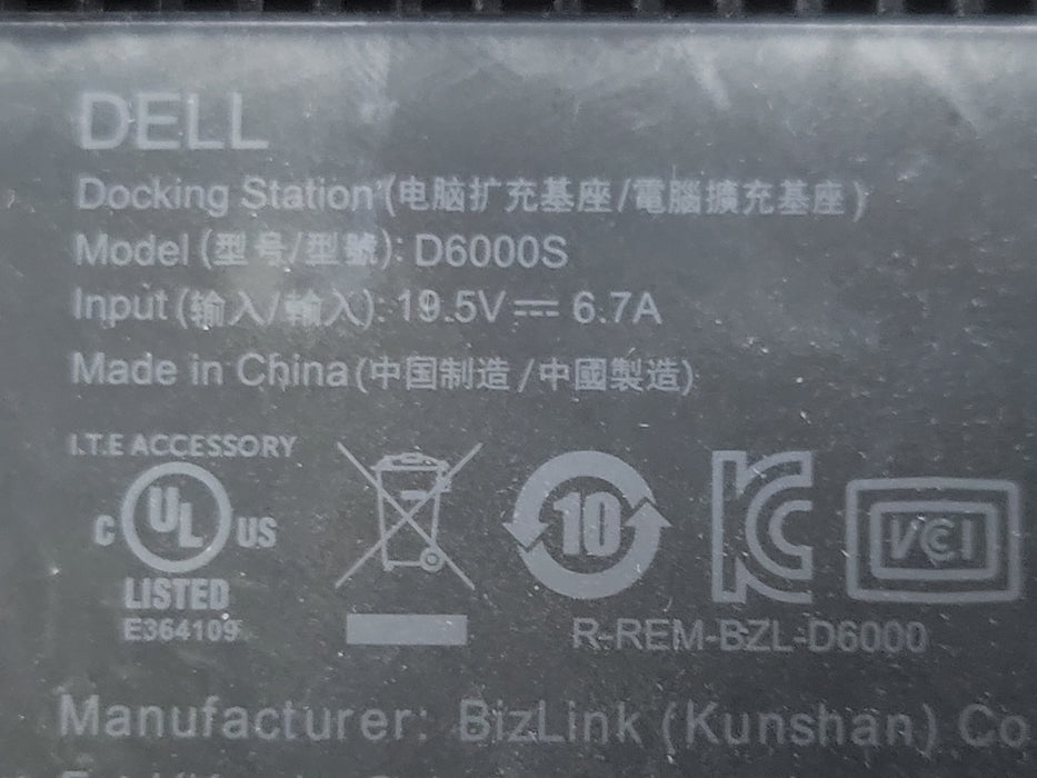 Lot of 22x Dell (4x D6000S & 18x D6000) Universal Docking Stations,