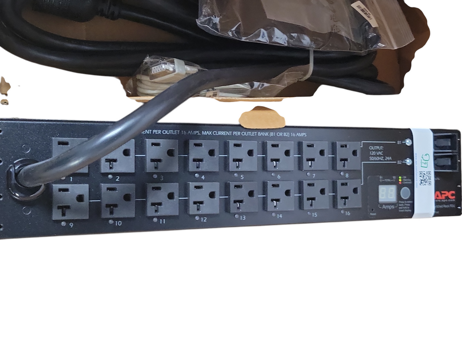 Open-Box APC AP7902B Switched Rack PDU 1U 120VAC 24A 50/60Hz 16-Outlet