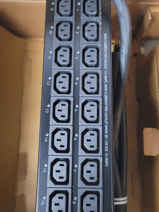 Open-Box APC AP7911B 2U Switched Rack PDU 30A 200V C13 16-Outlet