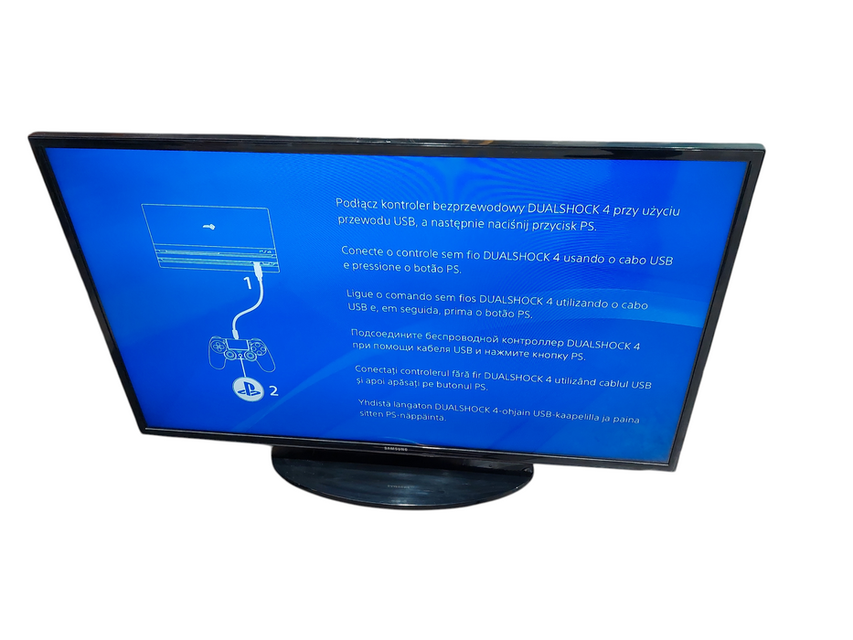 Samsung TV 2013  UN46EH5300F & PS4 Pro CUH-7115B with Controller Combo