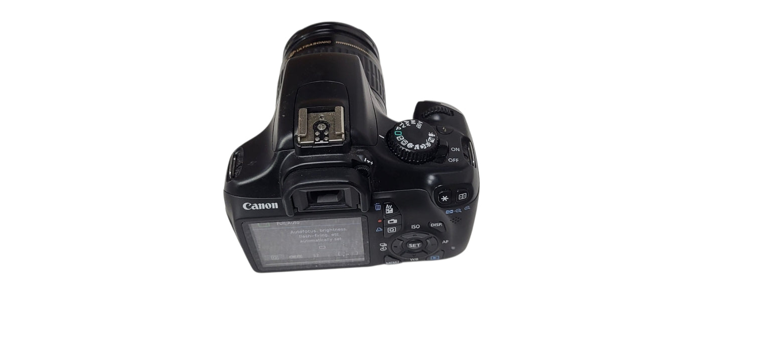Canon EOS Rebel T3 18.0MP Digital Camera  W/ 28-80mm lens | READ