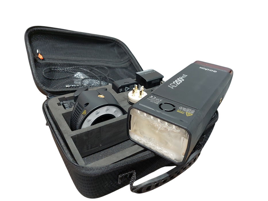 GODOX Pocket Flash Model: AD200Pro 2