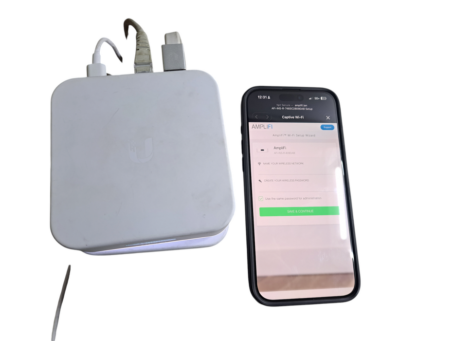Ubiquiti AmpliFi Instant 802.11ac Dual-Band WiFi 5 Router + Mesh