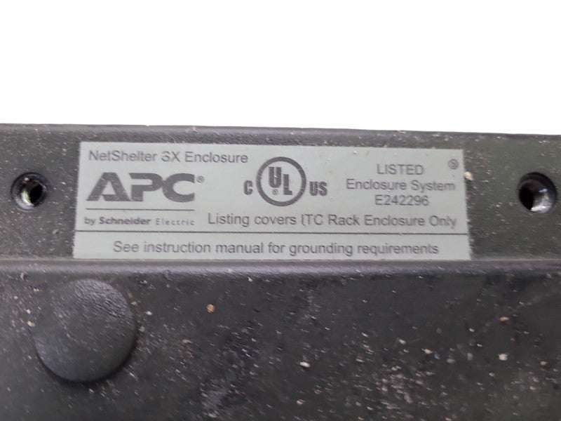 APC NETSHELTER SX 42U ENCLOSURE SERVER RACK Q