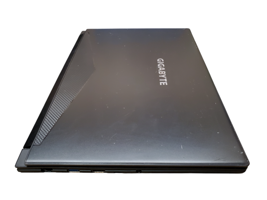 GigaByte Aero 15 X9 15.6" Core i9-8950HK 32GB RAM 256GB SSD RTX 2070 READ
