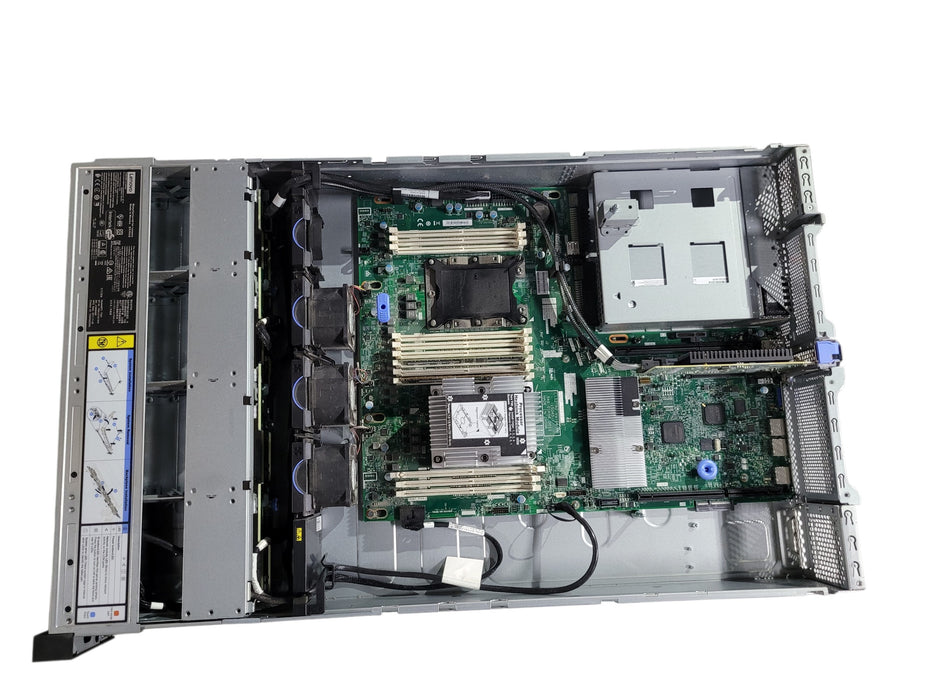 Lenovo ThinkSystem SR550 | 1x Xeon Bronze 3106 @1.70GHz 32GB DDR4 | NO HDD