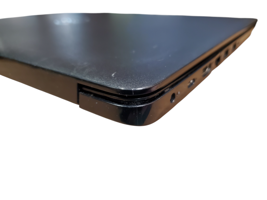 Dell Latitude 3500 Quad Core i7-8565U 1.80 GHz 16GB RAM 256GB SSD MX130 READ