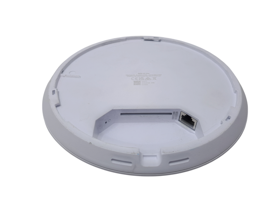 Ubiquiti UniFi U7 Pro Tri-Band Wi-Fi 7 Access Point