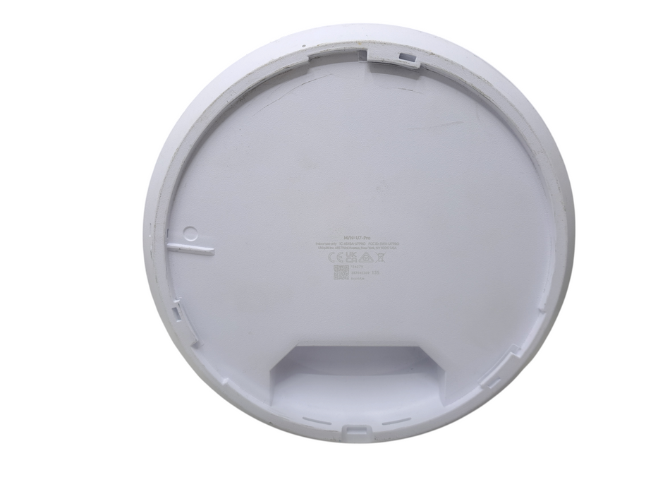 Ubiquiti UniFi U7 Pro Tri-Band Wi-Fi 7 Access Point