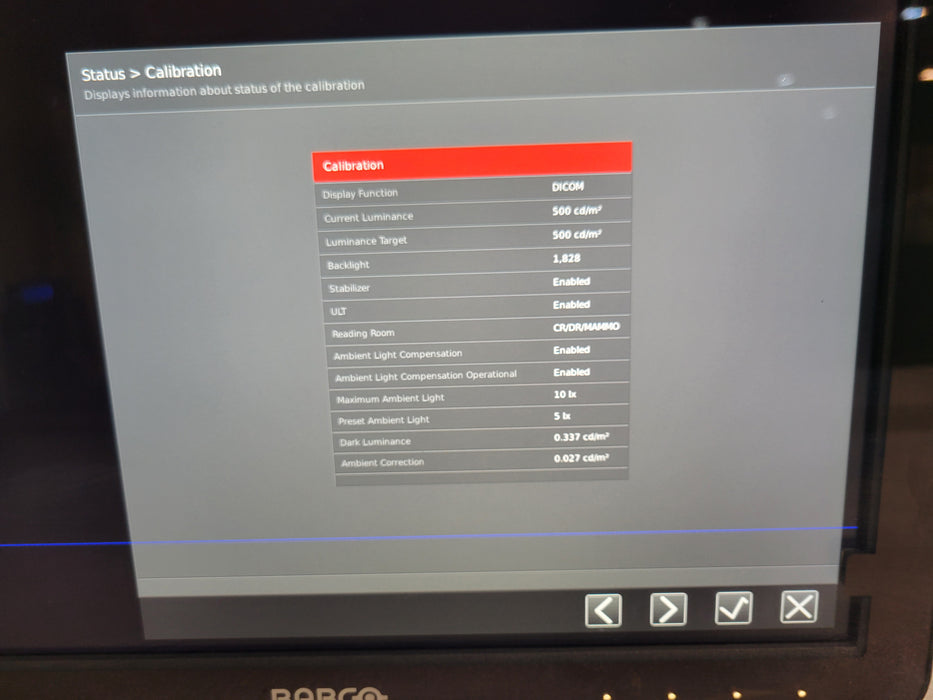 Barco MDNC-3321 Monitor 2MP 2048x1536 Resolution w/ Stand and power adapter READ