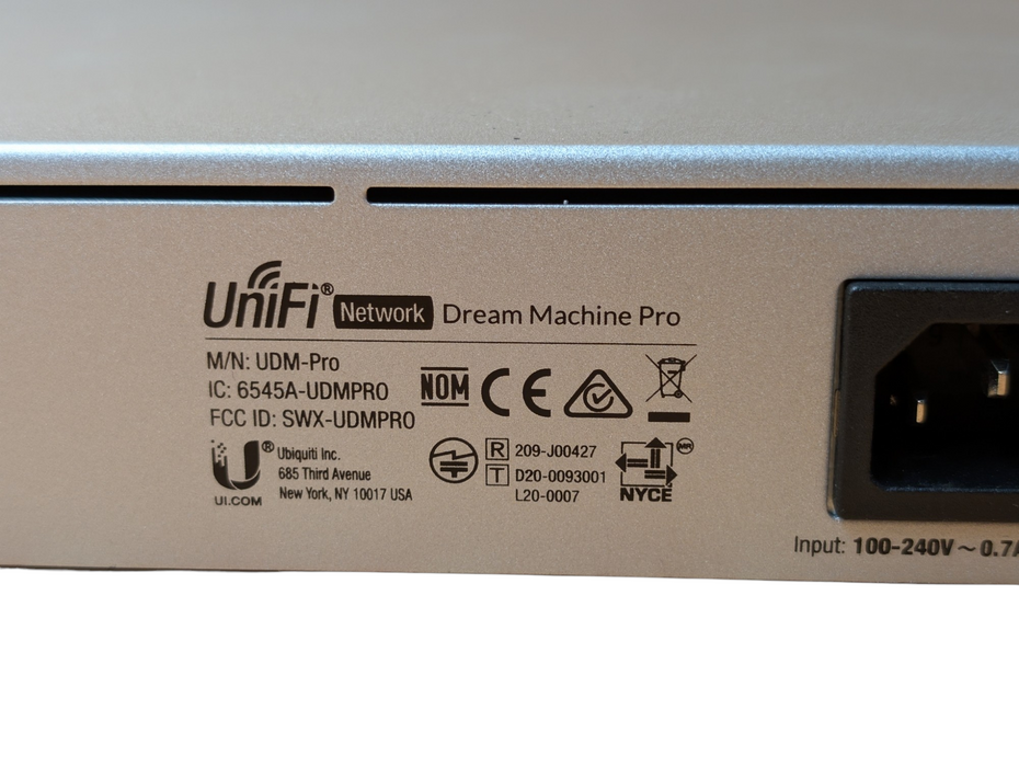 Ubiquiti UniFi Dream Machine PRO 6TB HDD UDM-PRO