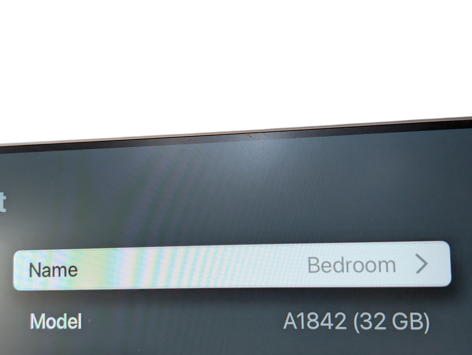 Apple TV 4K 1st Gen A1642 32GB With Remote